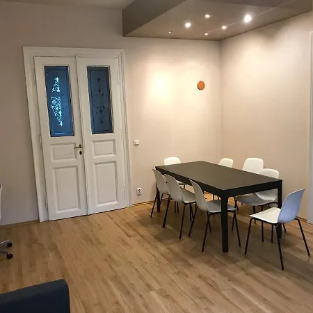 פראג Valentine'S National Museum Apartments מראה חיצוני תמונה